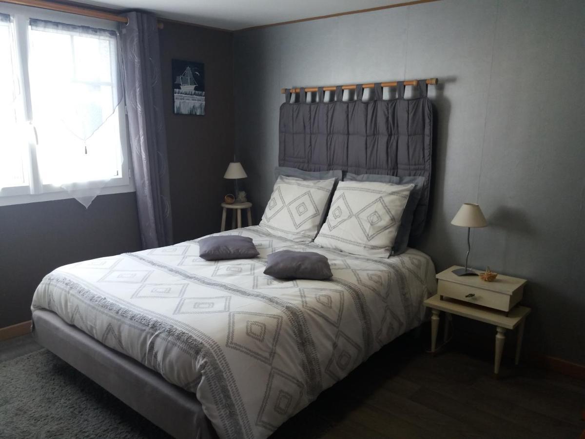 Chambre D'Hotes Hola Лаваль Экстерьер фото